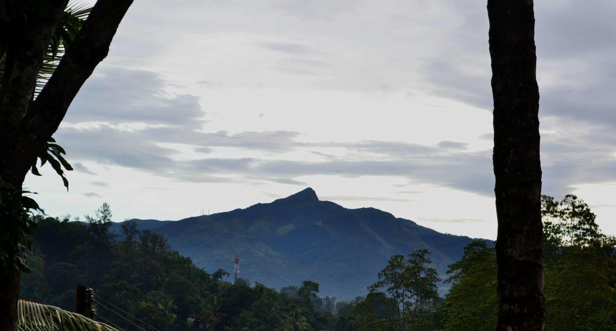 Blue Haven Guest House Kandy Exteriör bild