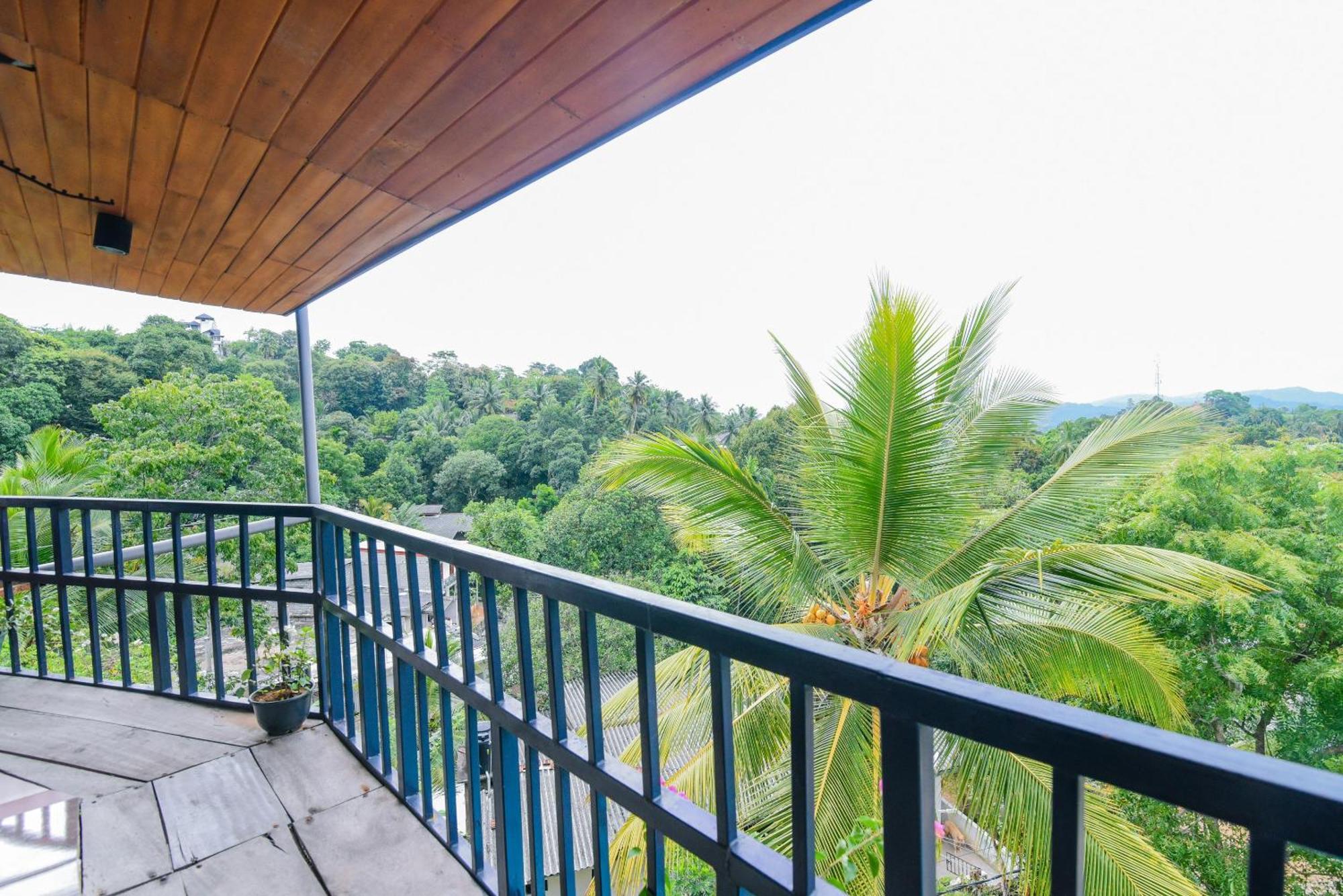 Blue Haven Guest House Kandy Exteriör bild